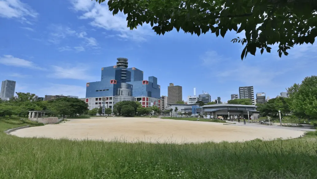 扇町公園（徒歩6分/約440m）